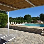 Trullo Vittoria ヴィラ オストゥーニ