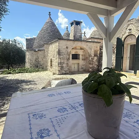 Trullo Vittoria Villa *